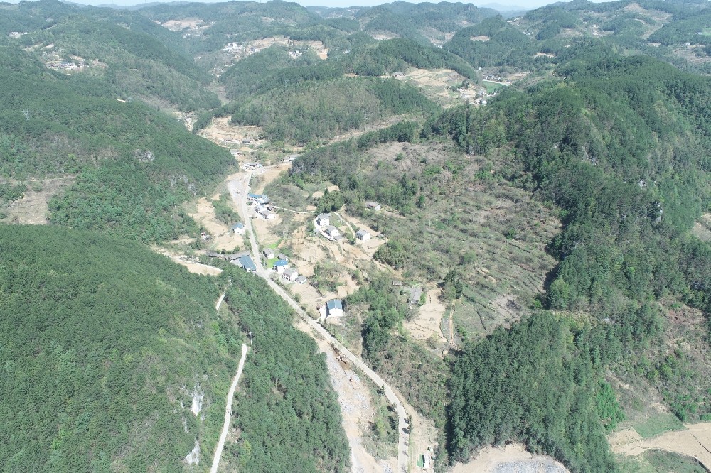 路愈寬，景愈明，可待漫慢行——朝天區(qū)曾家鎮(zhèn)（曾家場鎮(zhèn)至榮樂養(yǎng)生谷）段道路改建工程建設(shè)側(cè)記